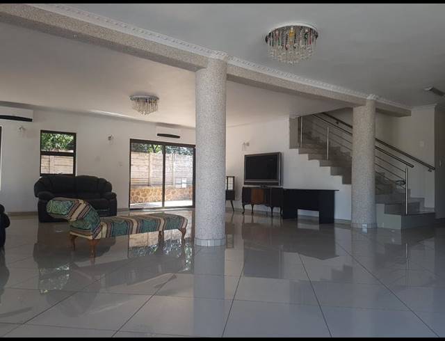 10 BEDROOM HOUSE FOR SALE IN PROCLAMATION HILL
